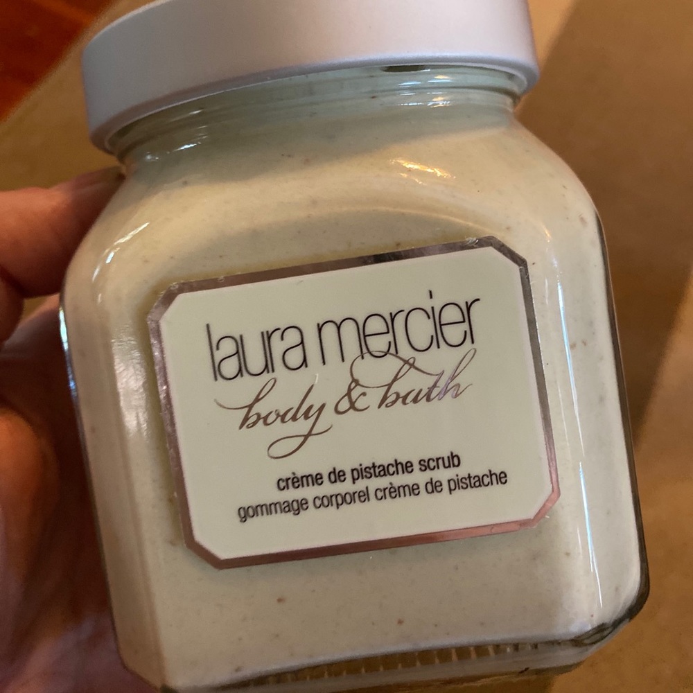 Laura Mercier bath & body pistachio